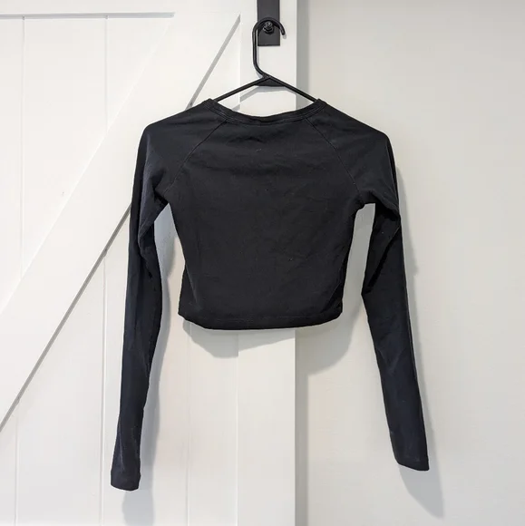 Adidas Cropped Long Sleeves Black Top - Picture 3 of 4